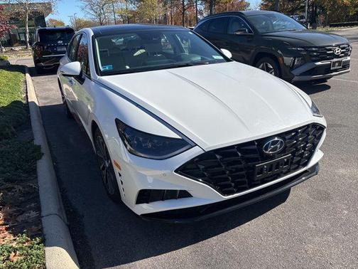 2023 Hyundai SONATA Limited