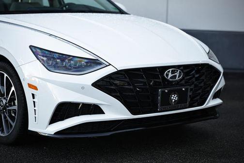 2023 Hyundai SONATA Limited
