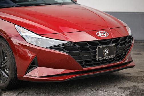 2023 Hyundai ELANTRA HEV Blue