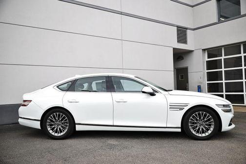2022 Genesis G80 2.5T AWD