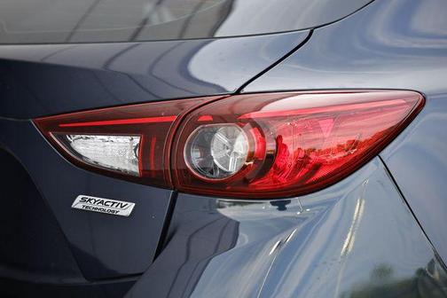 2016 Mazda Mazda3 s Touring