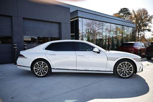 2024 Genesis G90 3.5T e-SC AWD