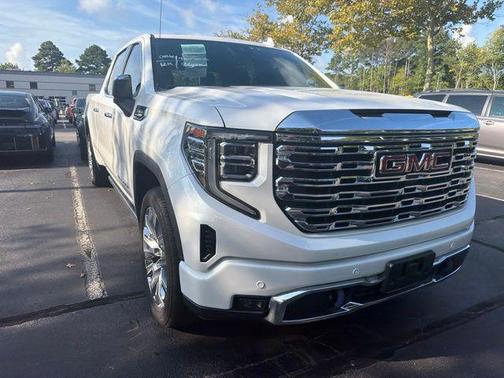 White Frost Tricoat 2025 GMC Sierra 1500 Denali