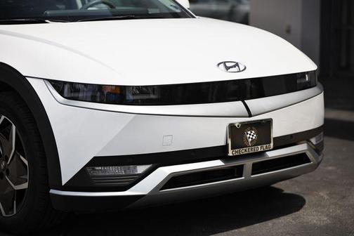 Atlas White 2024 Hyundai IONIQ 5 SEL