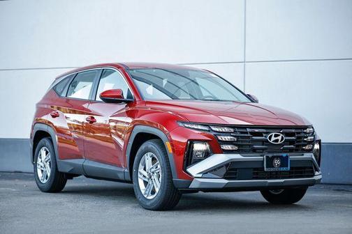 2026 Hyundai TUCSON SE