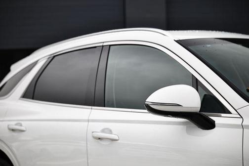 2025 Genesis GV70 2.5T AWD
