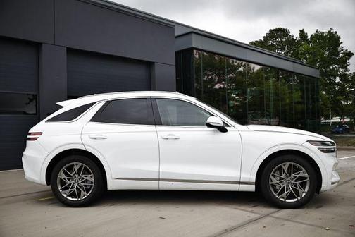 2025 Genesis GV70 2.5T AWD