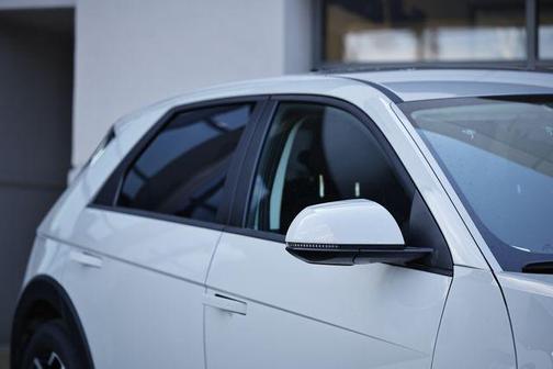 Cyber Gray 2024 Hyundai IONIQ 5 SE