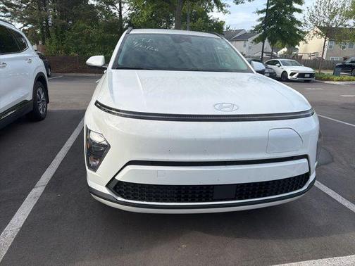 Atlas White 2024 Hyundai KONA EV SEL