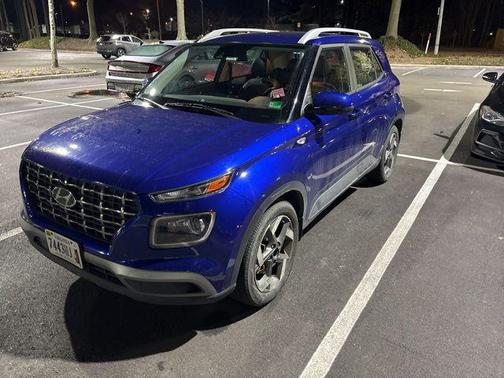 2022 Hyundai VENUE Limited