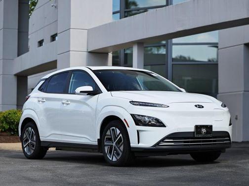 Lunar White 2023 Hyundai KONA EV SEL