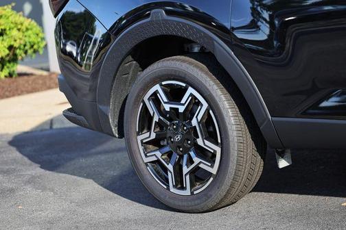 Phantom Black 2025 Hyundai SANTA CRUZ Limited