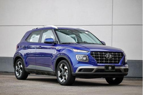 2024 Hyundai VENUE SEL