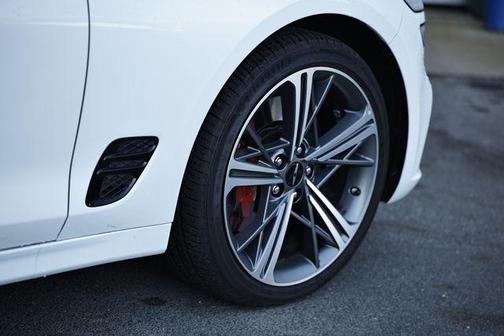 2025 Genesis G70 3.3T AWD Sport Advanced