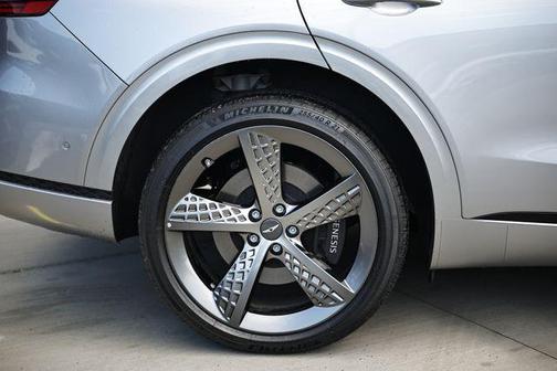 2024 Genesis GV70 2.5T AWD