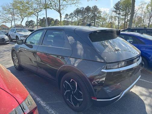 Abyss Black 2024 Hyundai IONIQ 5 SE