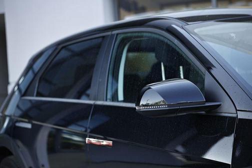 Abyss Black 2024 Hyundai IONIQ 5 SE