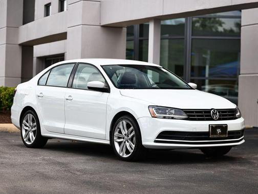 Pure White 2018 Volkswagen Jetta 1.4T S