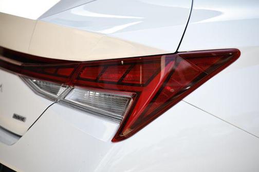 Serenity White 2025 Hyundai ELANTRA HEV Limited
