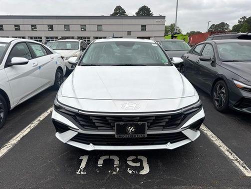 Serenity White 2025 Hyundai ELANTRA HEV Limited