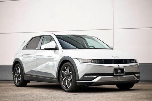 2024 Hyundai IONIQ 5 SE