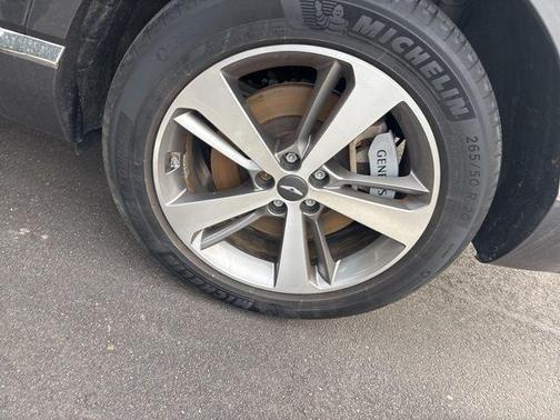 2023 Genesis GV80 2.5T