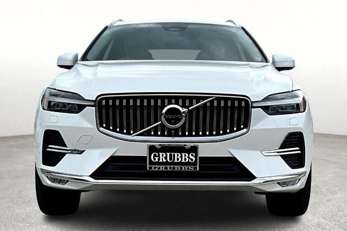 2022 Volvo XC60 B5 Inscription