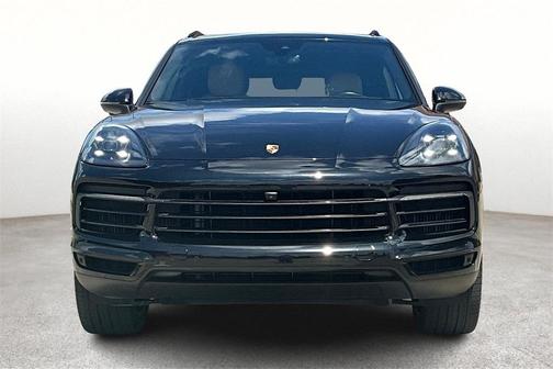 2023 Porsche Cayenne Base