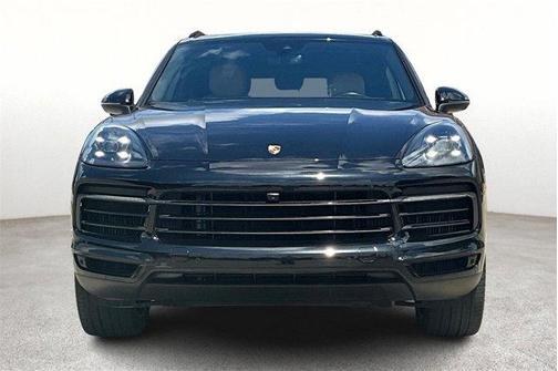 2023 Porsche Cayenne 