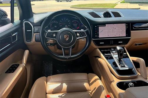 2023 Porsche Cayenne Base
