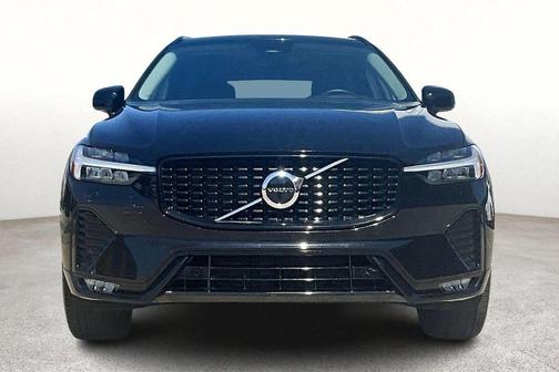 2025 Volvo XC60 B5 Core