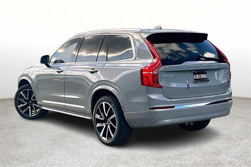 2025 Volvo XC90 B6 Plus 7-Seater