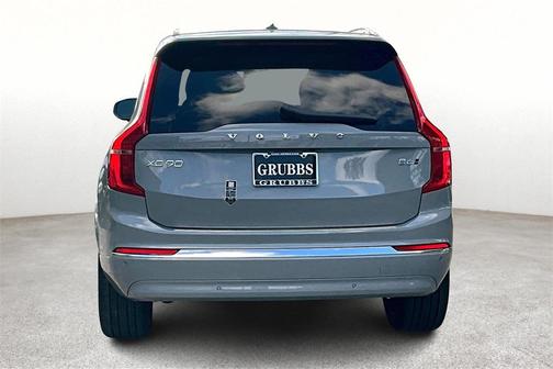 2025 Volvo XC90 B6 Plus 7-Seater