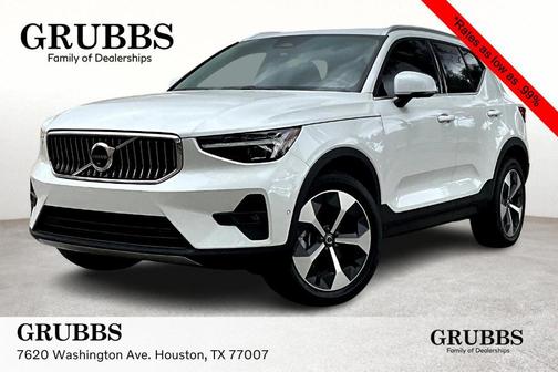 2025 Volvo XC40 B5 Plus Bright Theme