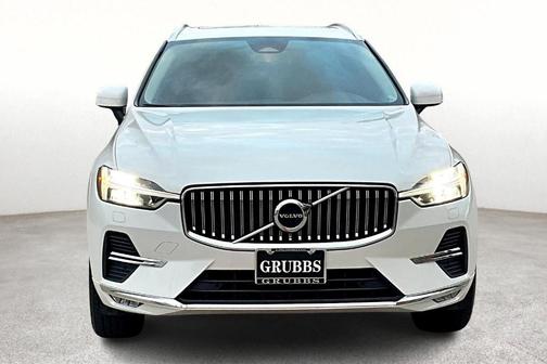 2022 Volvo XC60 B5 Inscription