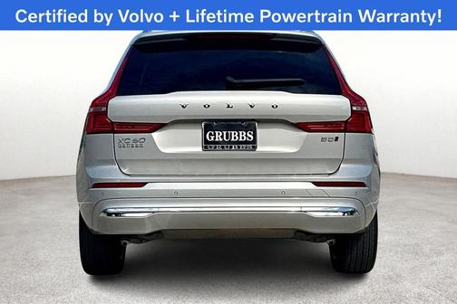 2022 Volvo XC60 B5 Inscription