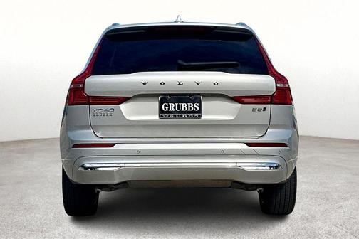 2022 Volvo XC60 B5 Inscription