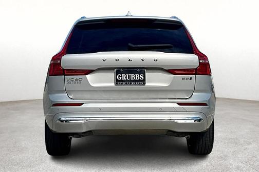 2022 Volvo XC60 B5 Inscription