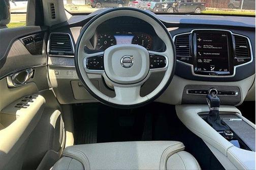 2022 Volvo XC90 T6 Inscription 6 Passenger