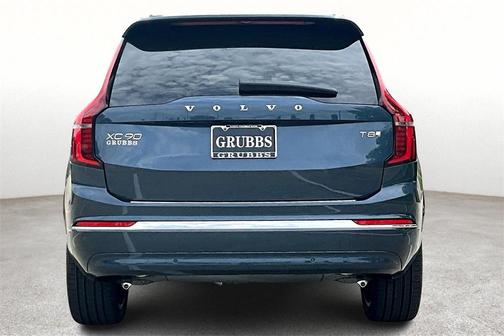 2025 Volvo XC90 Plug-In Hybrid T8 Plus 7-Seater