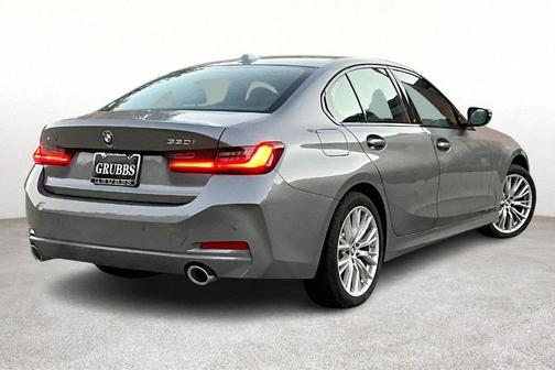 2023 BMW 330 i xDrive