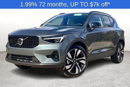 2026 Volvo XC40 B4 Plus