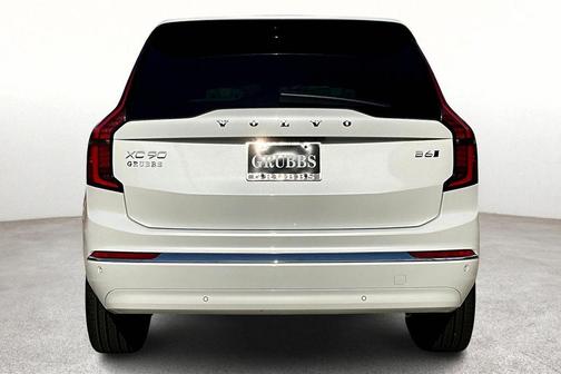 2026 Volvo XC90 B6 Ultra 7-Seater