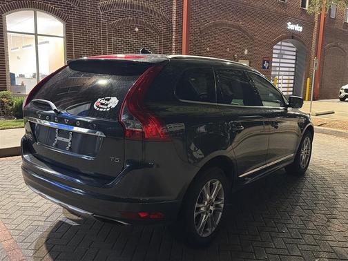 2015 Volvo XC60 T5 Drive-E Premier Plus