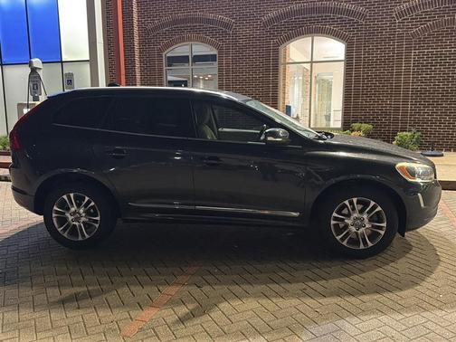 2015 Volvo XC60 T5 Drive-E Premier Plus