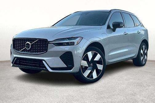 2025 Volvo XC60 Plug-In Hybrid T8 Plus