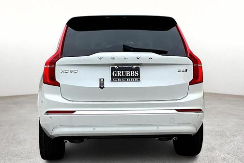 2025 Volvo XC90 B6 Ultra