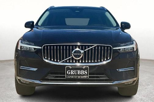 2022 Volvo XC60 B5 Inscription