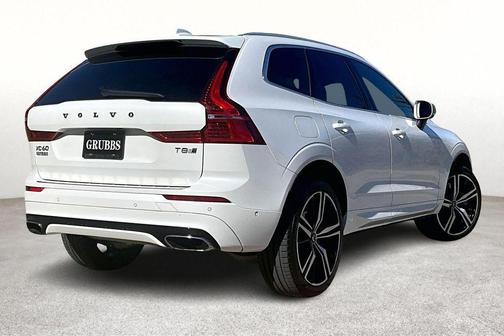 2019 Volvo XC60 Recharge Plug-In Hybrid T8 R-Design