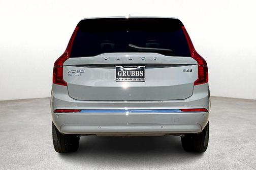 2025 Volvo XC90 B6 Plus 7-Seater